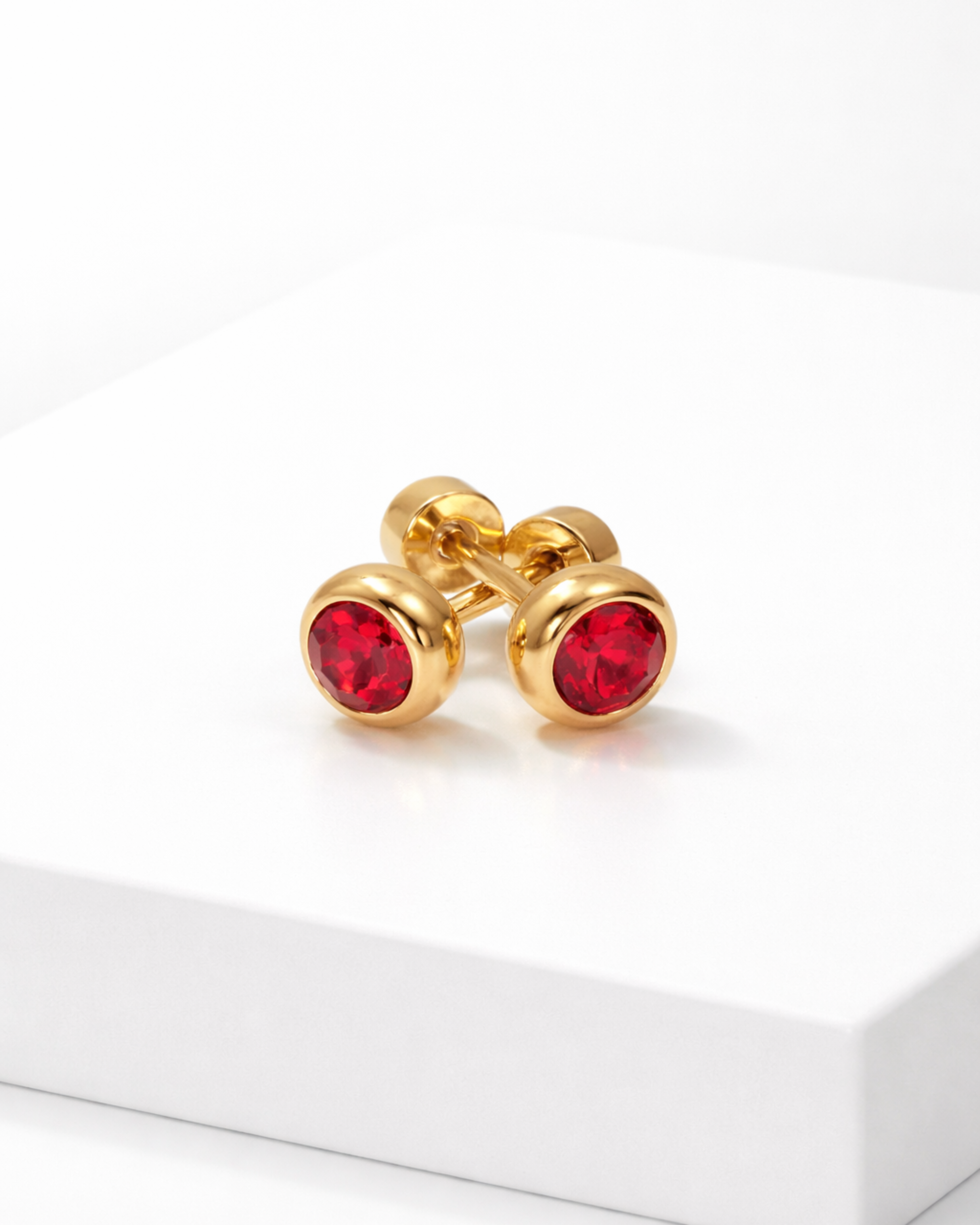 Circle Shaped Red Zirconia Gold Stud
